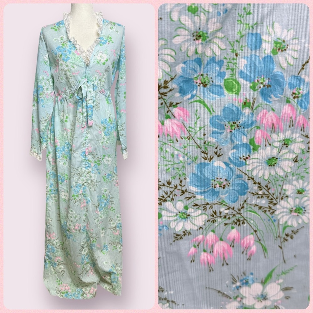 Vintage JC Penny Floral Robe House Dress NO SIZE Empire Waist Pastel eyelet Trim
